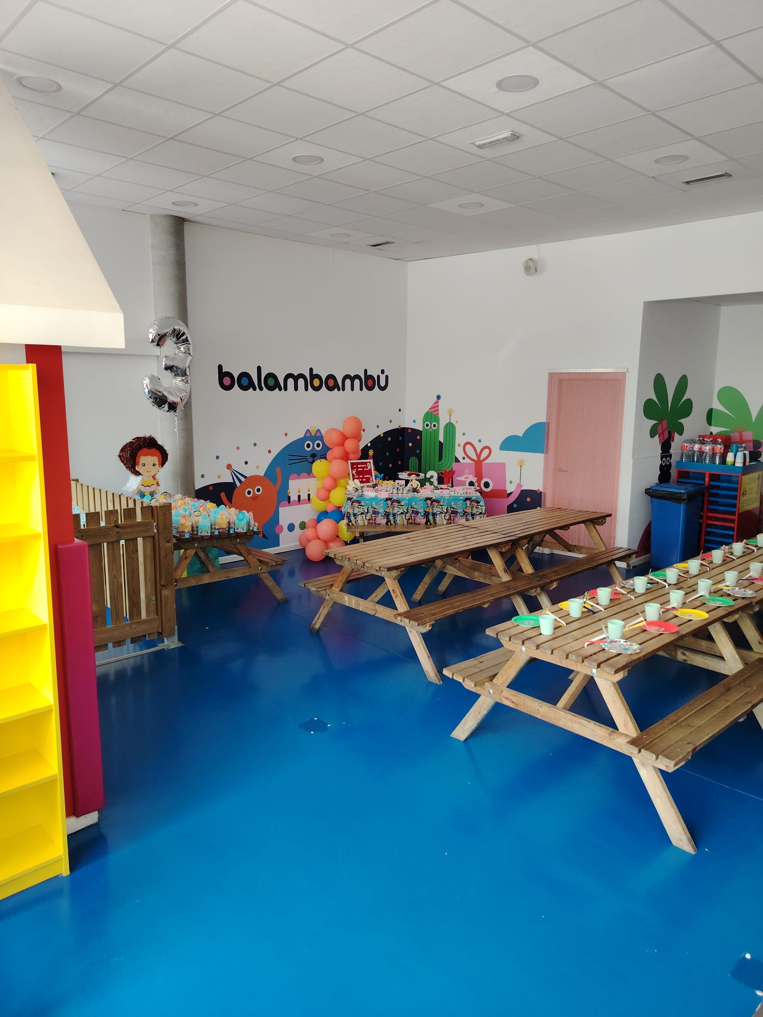 Parque de bolas y mucho más